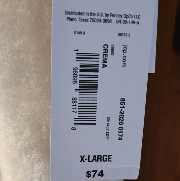 NWT Liz Claiborne faux fur vest - Picture 8 of 8